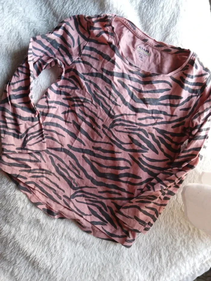 Pull fille zèbre - photo numéro 2