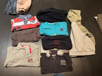 Lot 24 articles taille 9 mois