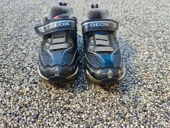Geox marvel noir taille 26
