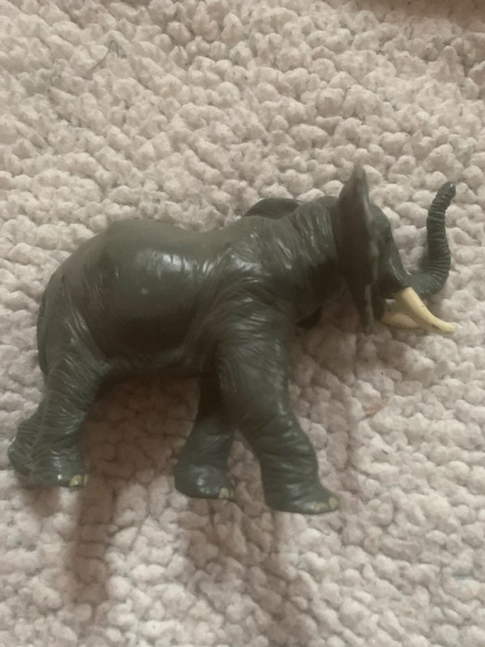 Éléphant papo 2003 - photo numéro 2