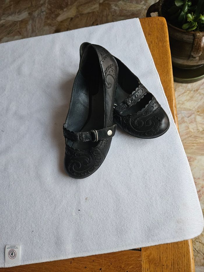 Chaussures femme cuir 36