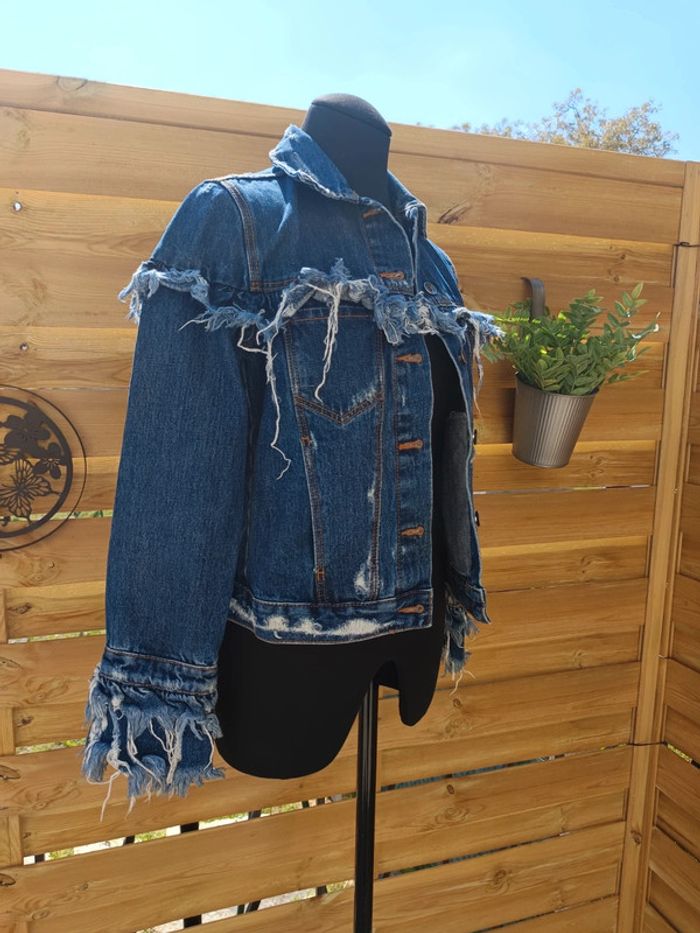 Veste en jean Destroy Zara XS