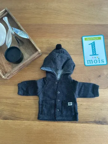 Veste kiabi 1 mois