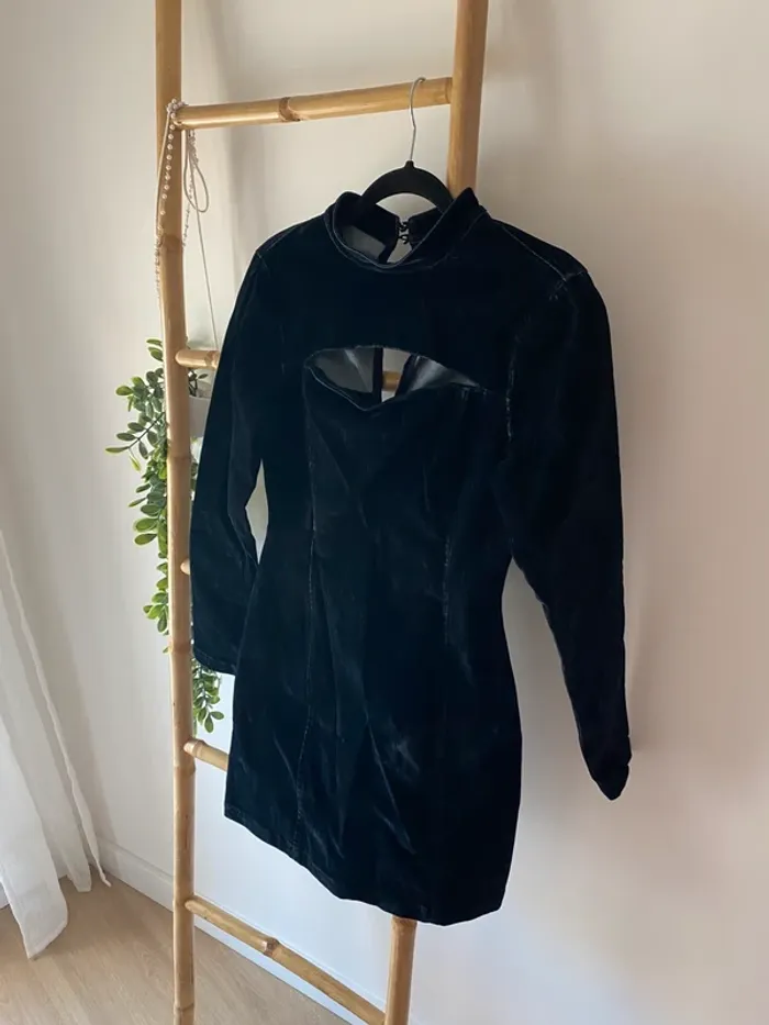 Robe en velours bleu marine