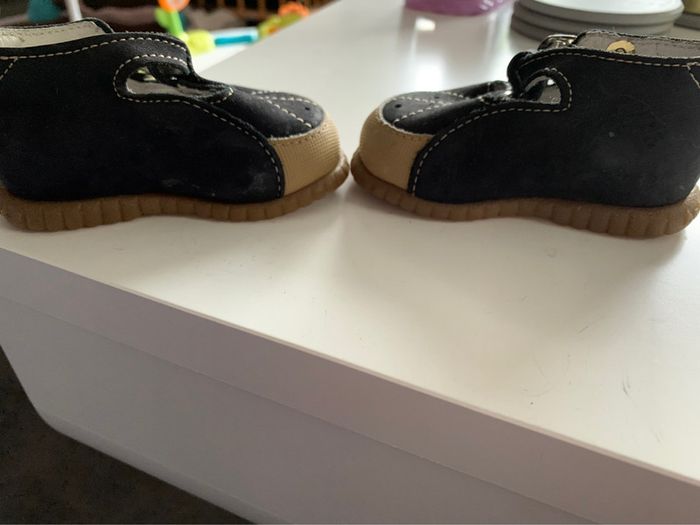 Chaussure - photo numéro 3