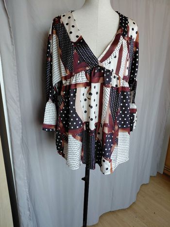 Très jolie blouse femme T U 