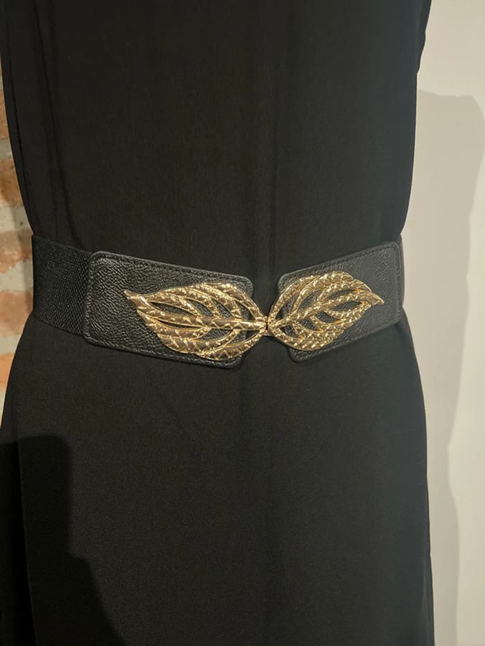 Robe taille 38 + ceinture rajouter sans marque - photo numéro 2