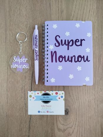 Ensemble cadeau assistante maternelle carnet stylo porte-clé super nounou