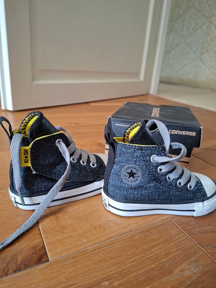 Converse neuve - photo numéro 2