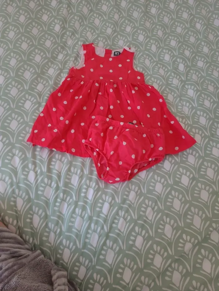Robe à pois