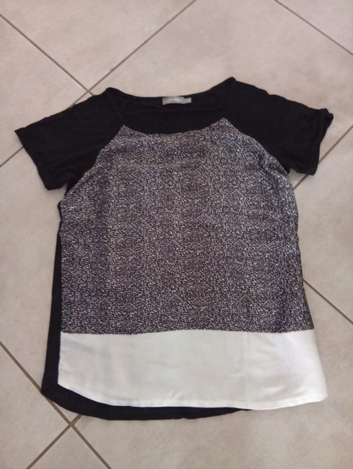 Tee shirt