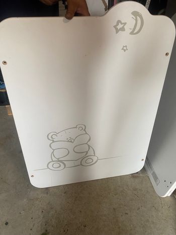 Lit à barreaux bébé