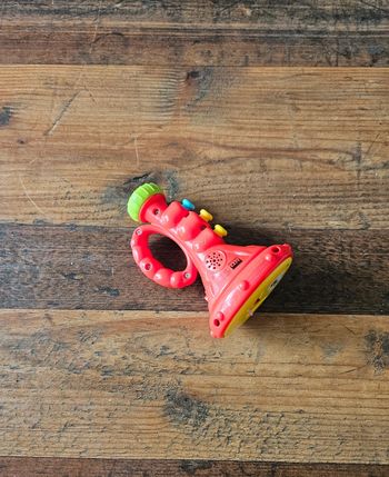 Jouet musical enfant trompette