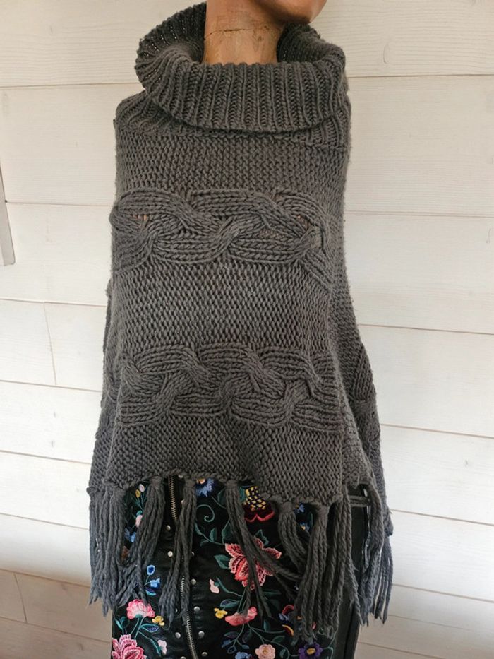Poncho édition limitée T36-38-40-42-44-46Taille Unique