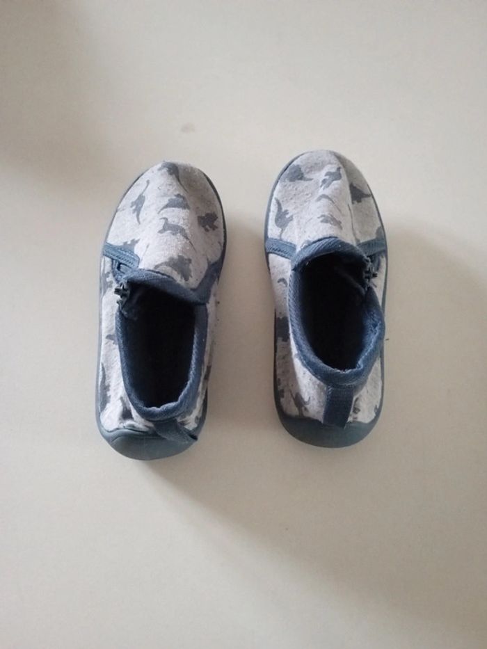 Chaussons dinosaure - photo numéro 2