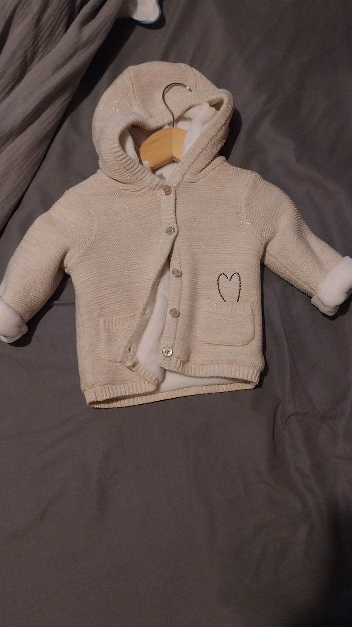 Lot de vêtements bébé filles taille 3mois - photo numéro 2