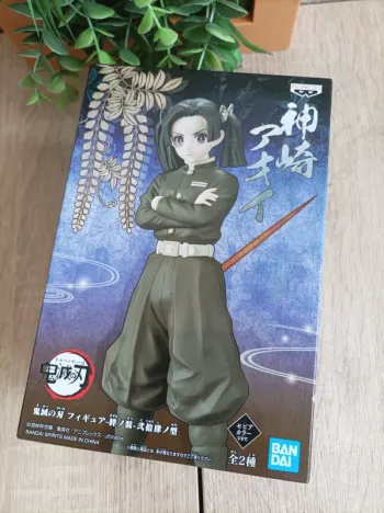 Figurine Aoi Kanzaki Banpresto Demon Slayer