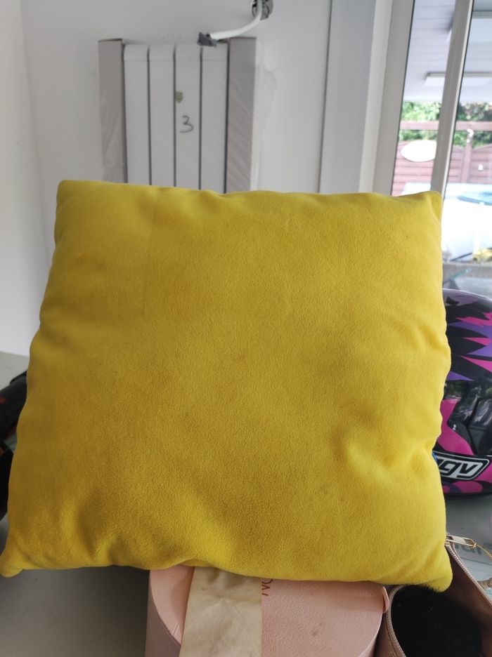 Coussin Pikachu Pokemon Nintendo 2000 - photo numéro 5