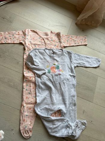 Lot de 2 pyjamas 24 mois