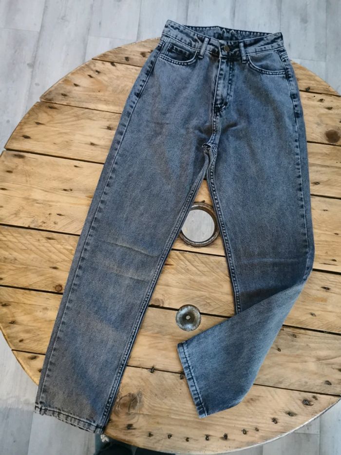 Jean's.