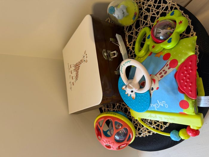 Sophie la Girafe - Coffret lot avec valisette