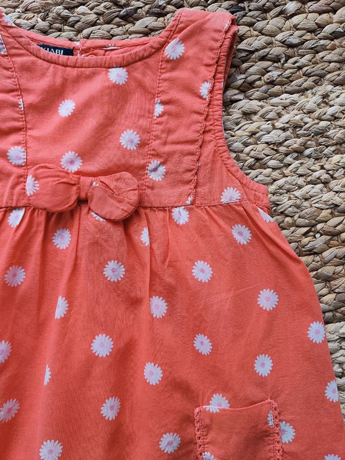 Robe à fleurs sans manche 18 mois avec body intégré - photo numéro 2