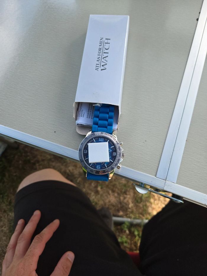 Montre - photo numéro 2