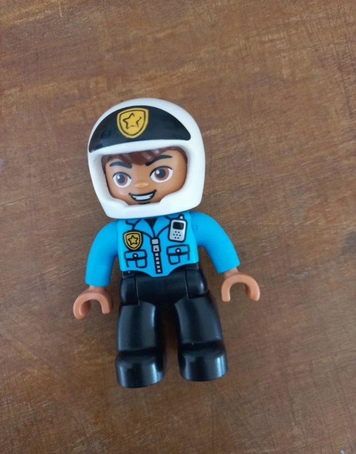 Moto de police Lego Duplo - photo numéro 8