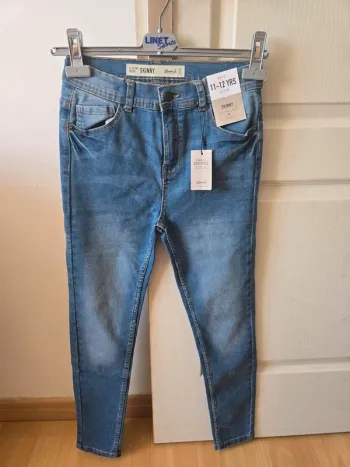 Jean skinny Denim Co taille 11 12 ans 152 cm neuf avec étiquette