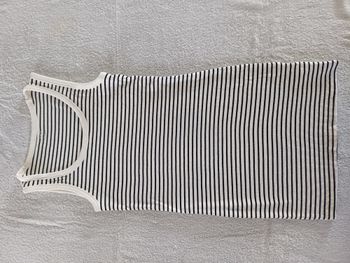 Robe Kiabi S blanc & noir (réf perso G-Q72) (familleac72)