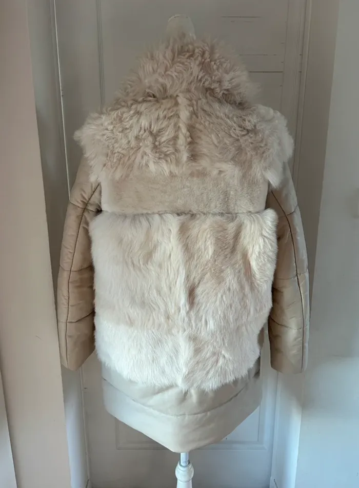 Manteau / doudoune Alpha Tauri - photo numéro 3