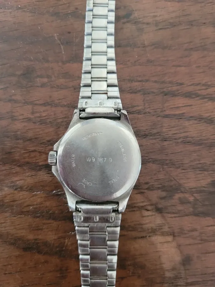Vends montre femme yema quartz - photo numéro 3