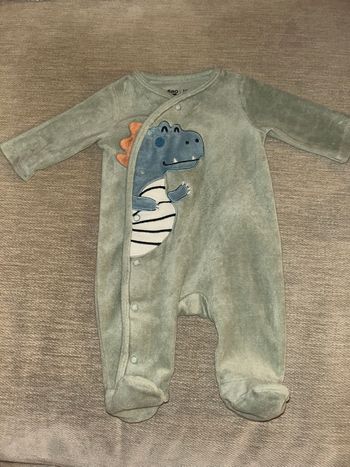 Pyjama velours bébé taille 1 mois