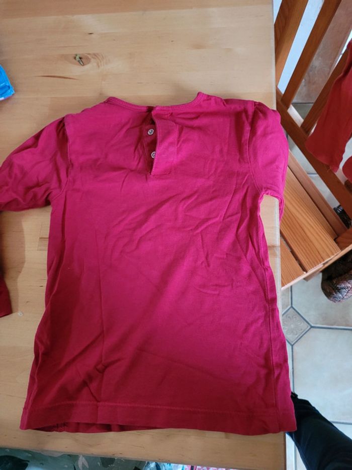 Tee shirt manches longues 4 ans tbe - photo numéro 3