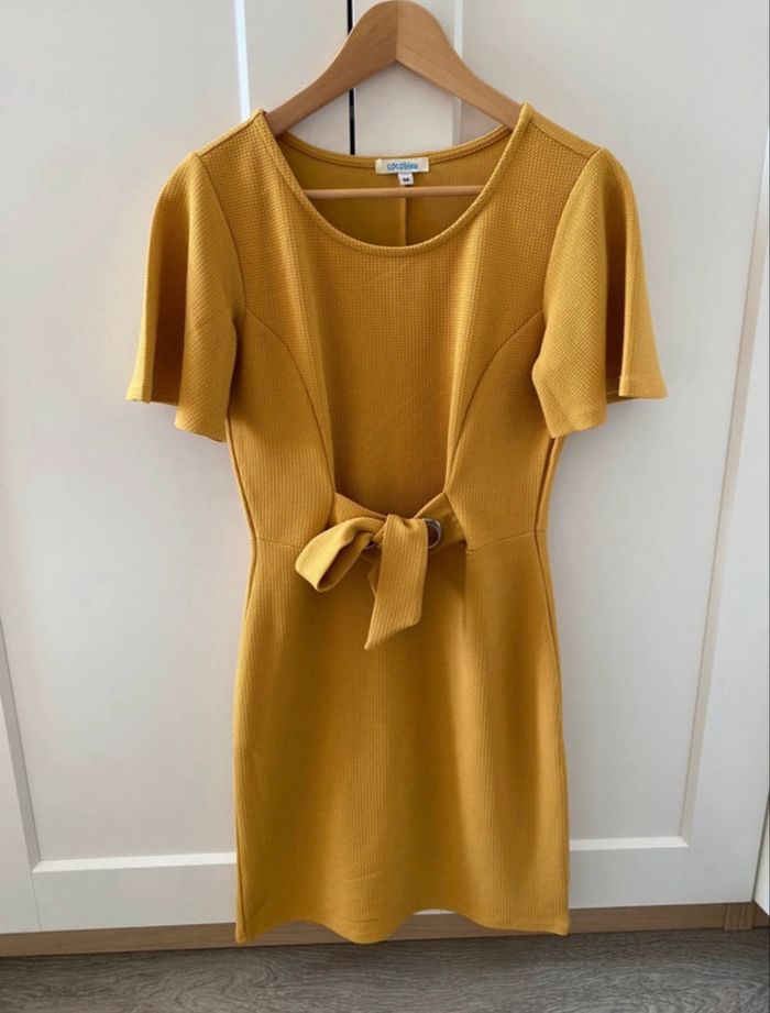 Robe jaune