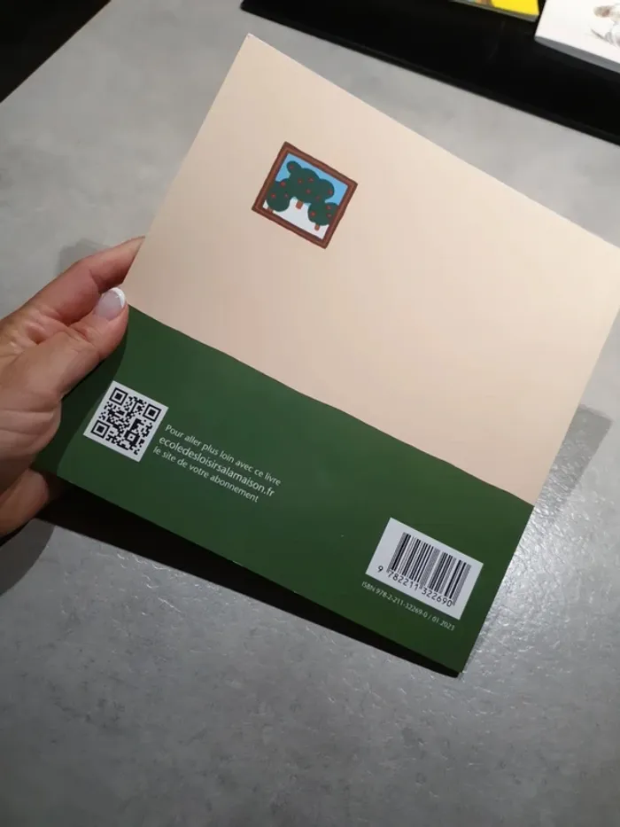 Livre "Pas plus haut que trois pommes" - photo numéro 3