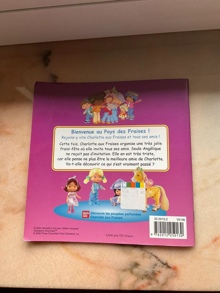 Charlotte aux fraises et ses amis - photo numéro 2