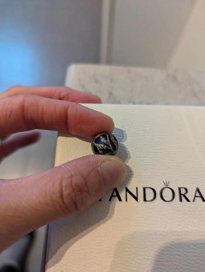 Magnifique perle Pandora verre de Murano bleu
