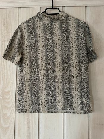 T-shirt MC peau de serpent - Zara - 13/14ans