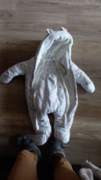 Combinaison 3 mois (60 cm)