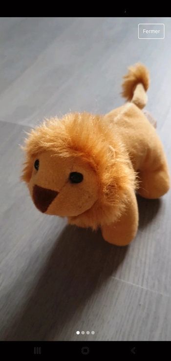 Petite peluche lion