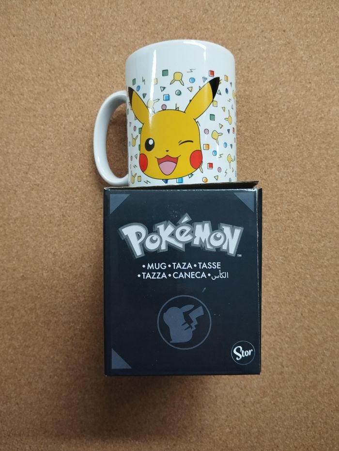 Pokémon : Mug en céramique Pikachu Confettis 325ml - photo numéro 2