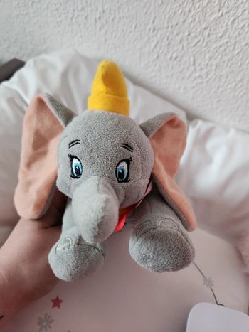 Peluche Dumbo musicale