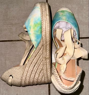 Espadrilles compensées à lacets – effet tie & dye pastel – semelle corde – été 