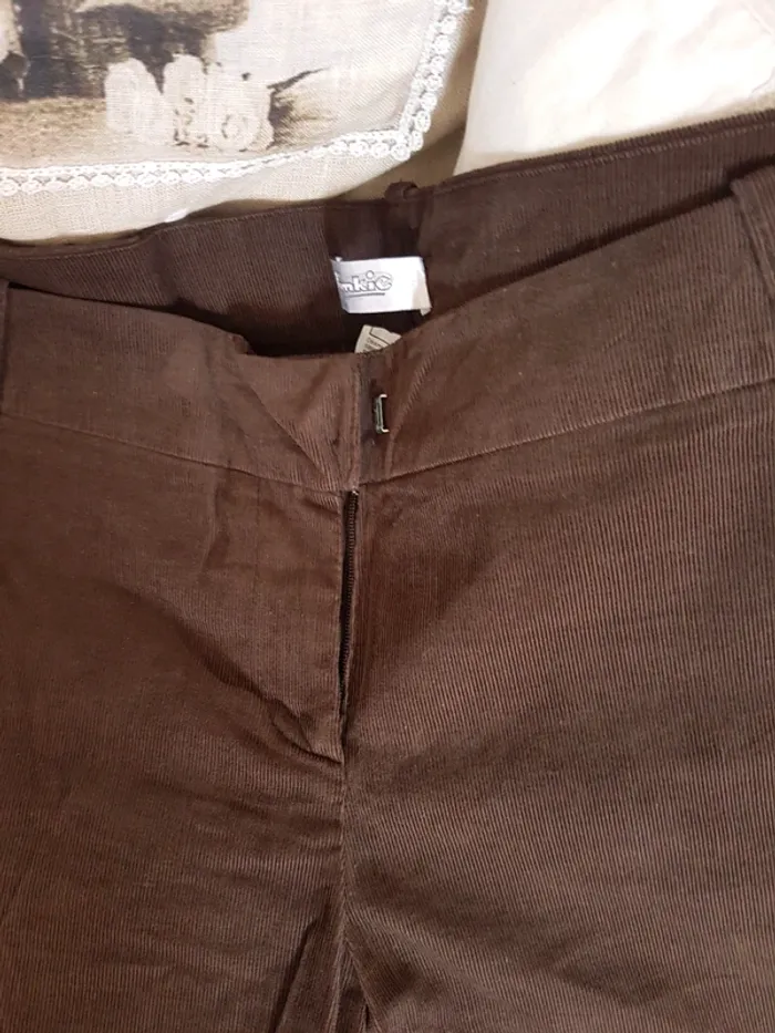 Short bermuda velours très fin marron Pimkie T 42 Neuf - photo numéro 2