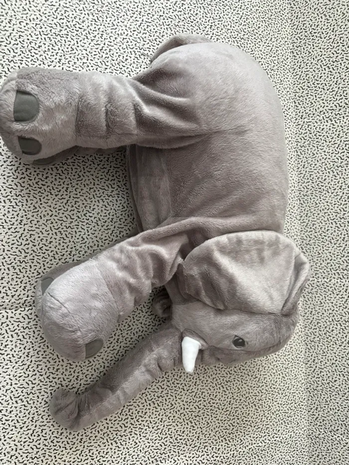Jättestor peluche IKEA - photo numéro 3