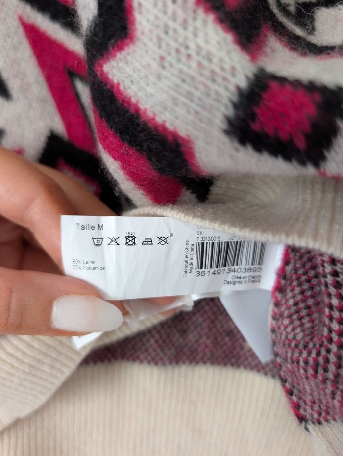 Pull d'hiver en laine motif rétro rose moderne et tendance Marque Monoprix Taille 38 M 
Très bon état - photo numéro 9