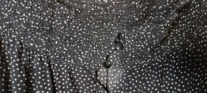 Blouse bleue à pois blanc - photo numéro 5