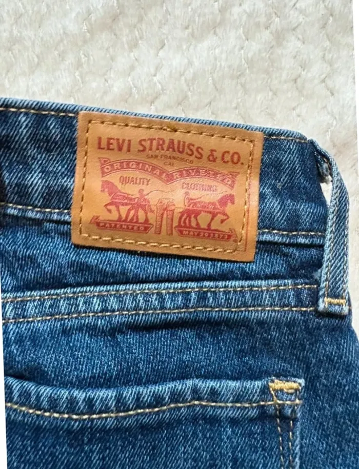 Jean Levis 711 Skinny 24 XXS ado - photo numéro 2