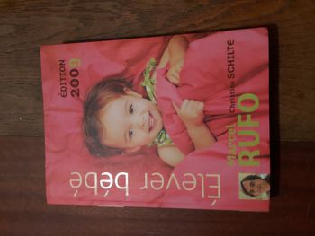 Livre Élever bébé édition 2009